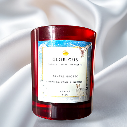 Santas Grotto Candle - with notes of Cinnamon, Vanilla and Nutmeg
